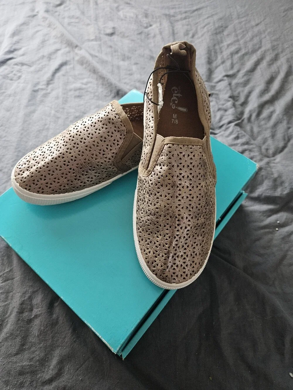 BRAND NEW ** Cut-Out Design Slip-On Loafers in Coppery